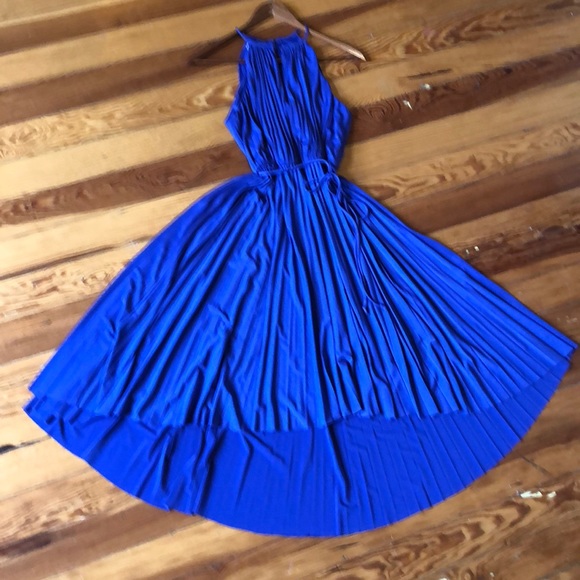 Maggy London Dresses & Skirts - Purple high to low dress